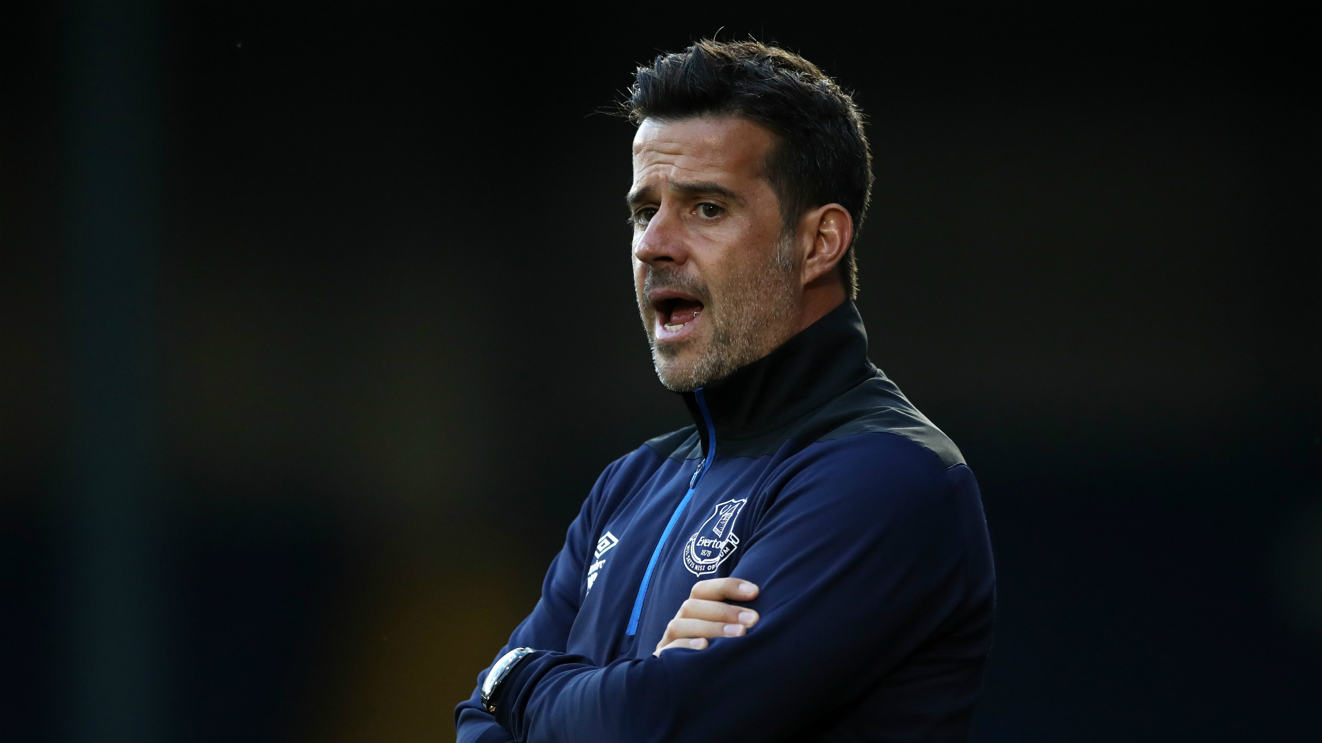 更是他融入 更是他融入